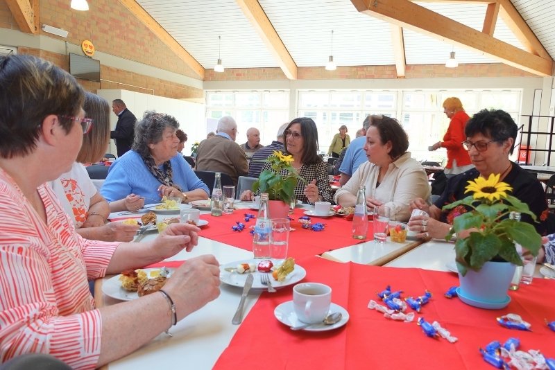 Tafel-Brunch in Hennef